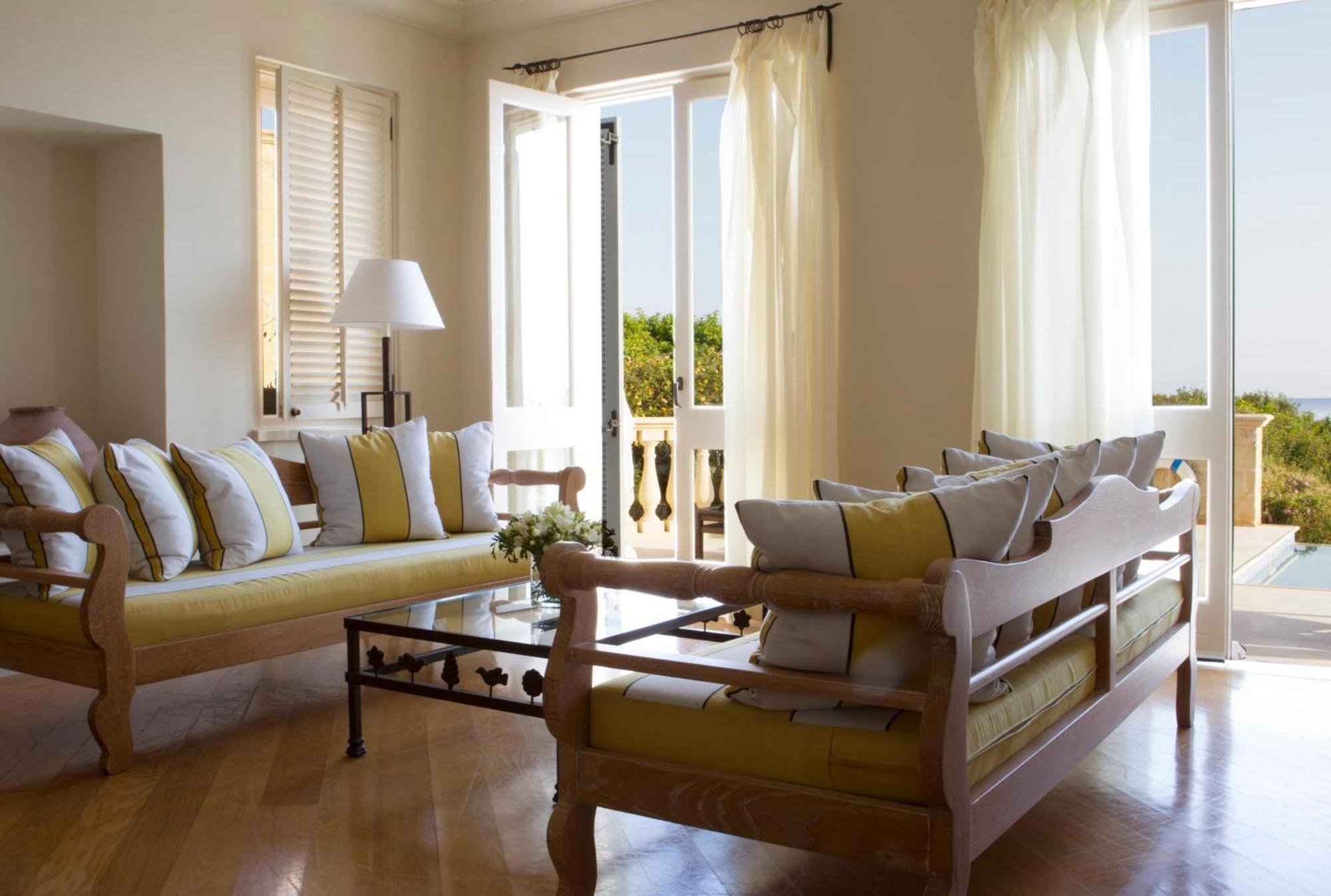 One-Bedroom Suite with Private Pool